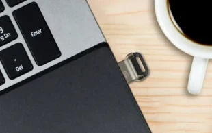 TEAM GROUP TeamGroup 32GB C162 USB Flash memorija 3.2 BLACK/SILVER TC162332GB01