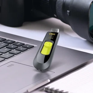 TEAM GROUP TeamGroup 32GB C145 USB Flash memorija 3.2 YELLOW TC145332GY01