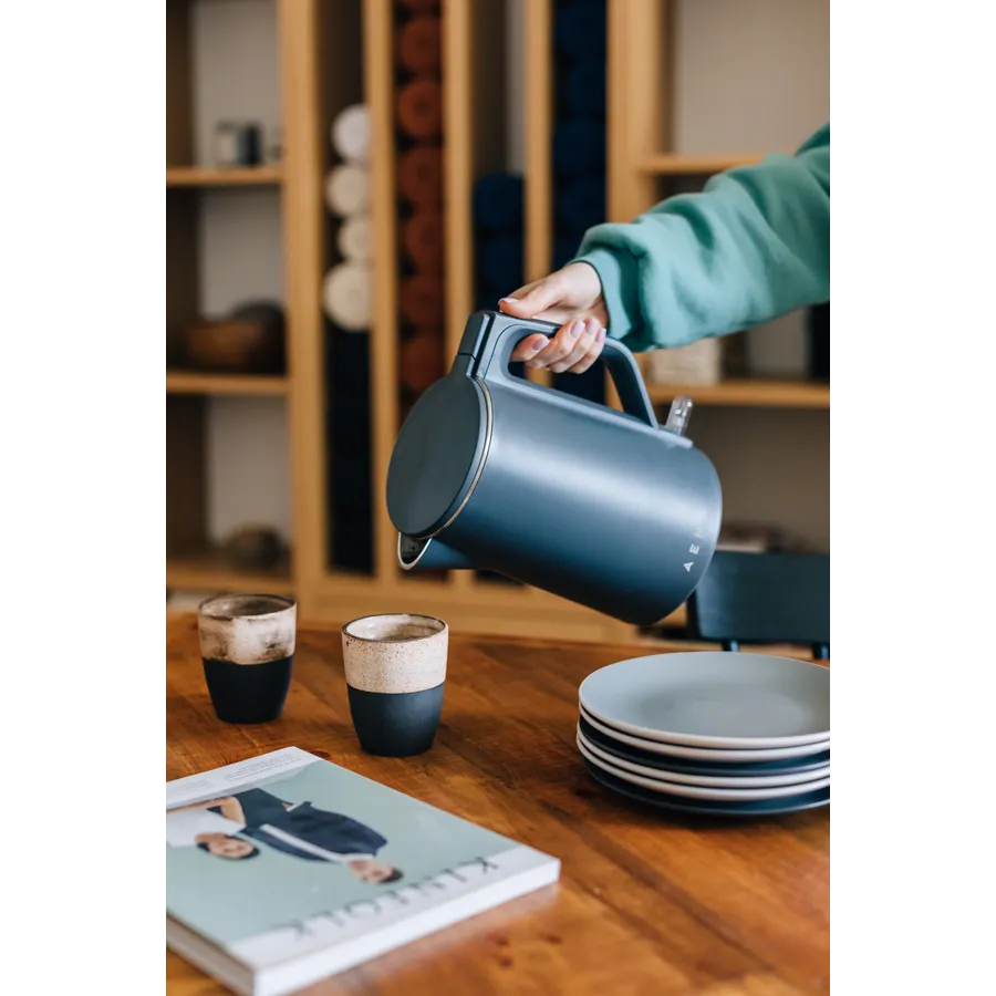AENO Electric Kettle EK4: 1850-2200W, 1.5L, Strix, Double-walls, Non-heating body, Auto Power Off, Dry tank Protection Slika 7