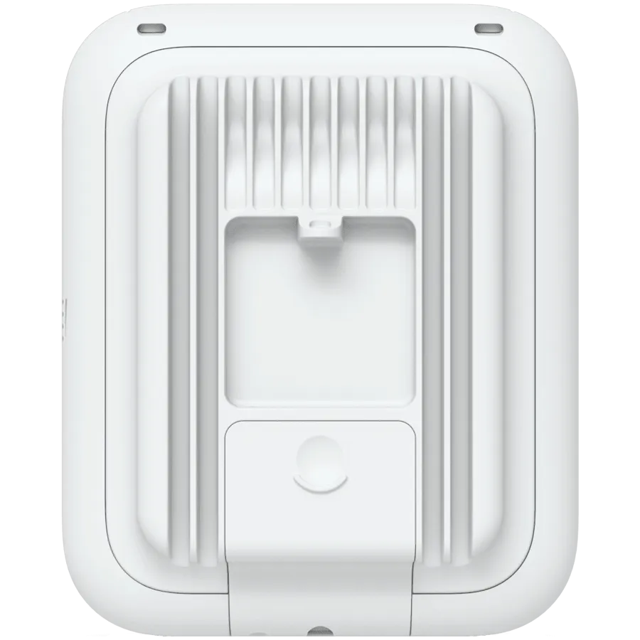 Ubiquiti U7-PRO-OUTDOOR WiFi 7, 6 spatial streams, 465 m2 open space coverage with the integrated directional super antenna, Powered using PoE+, 2.5 GbE uplink Slika 5