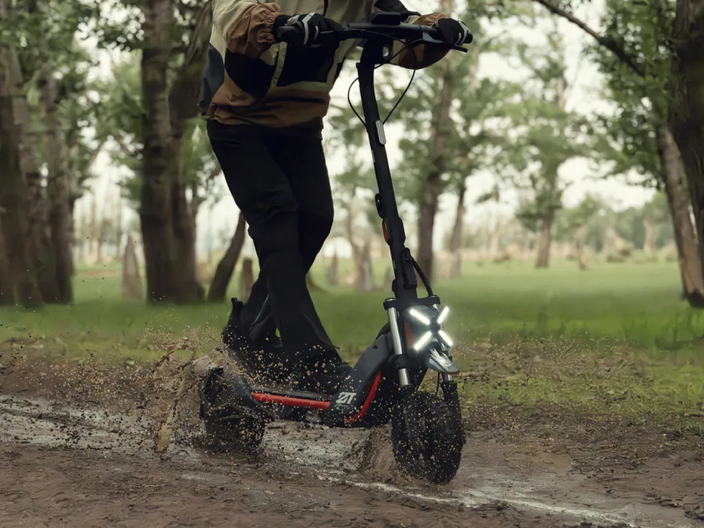 Segway Elektricni Trotinet SEGWAY NINEBOT ZT3 PRO I Slika 7
