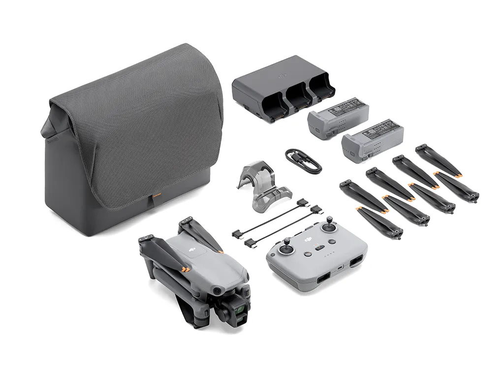 Dron DJI Air 3 Fly More Combo (DJI RCN2) Slika 3