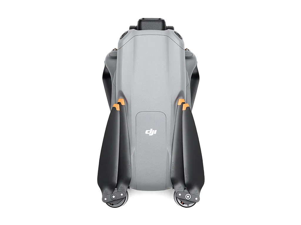 Dron DJI Air 3 Fly More Combo (DJI RCN2) Slika 5