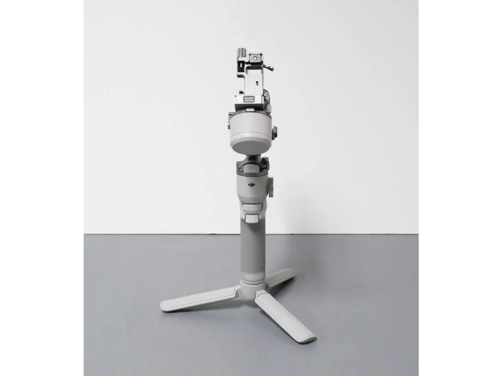 DJI RS 4 Mini Slika 1