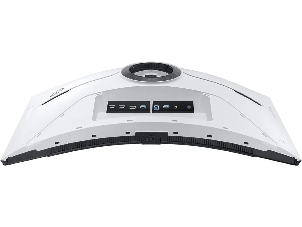 Monitor SAMSUNG LS32BG850NPXEN 31,5"/VA,zakrivljen/3840x2160/240Hz/1ms GtG/HDMIx2,DP,USB/pivot/crna Slika 4