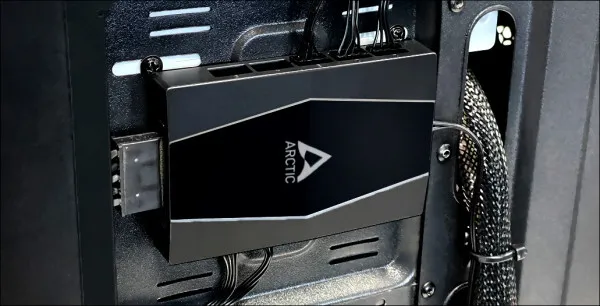 Arctic Hub za ventilatore ARCTIC 10-port, ACFAN00175A Slika 2