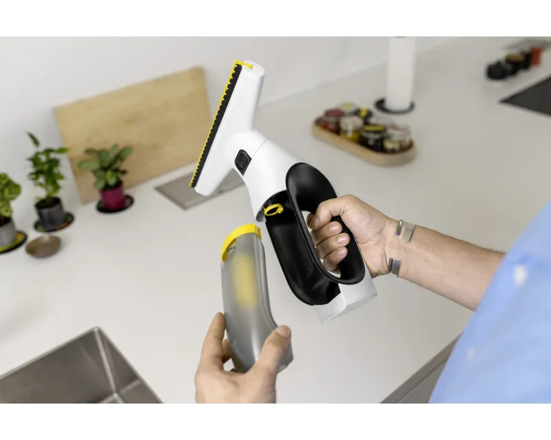 KARCHER WV 2 Universal Care Akumulatorski usisivač za prozore beli (1.633-671.0) Slika 3