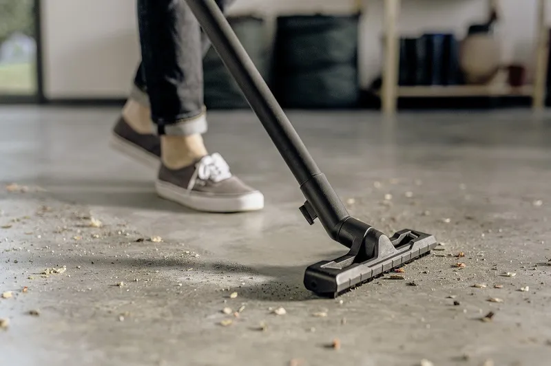 KARCHER WD 2 PLUS (V-12-4-18) Usisivač za suvo i mokro usisavanje Slika 4