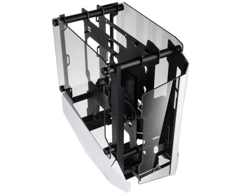 ANTEC Striker kućište  Slika 8