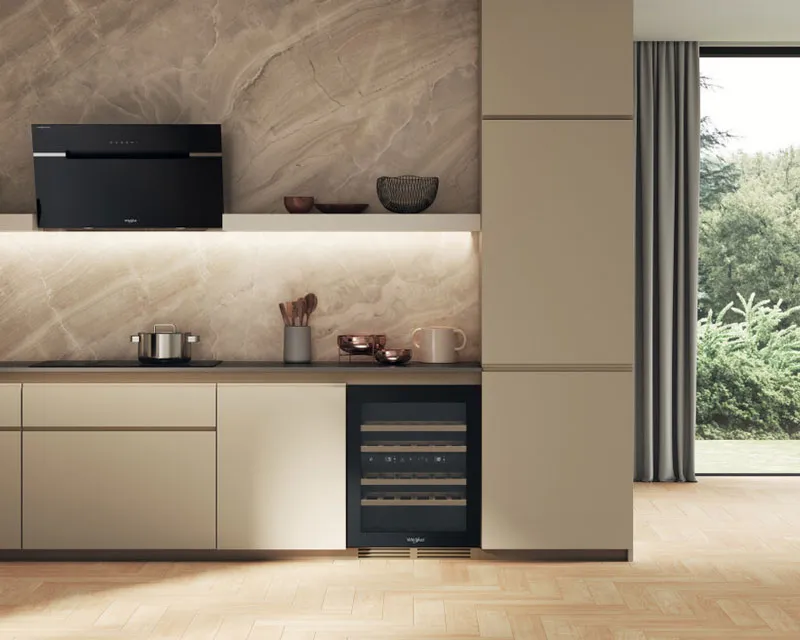 WHIRLPOOL WHWBU60D2B ugradna vinska vitrina  Slika 2