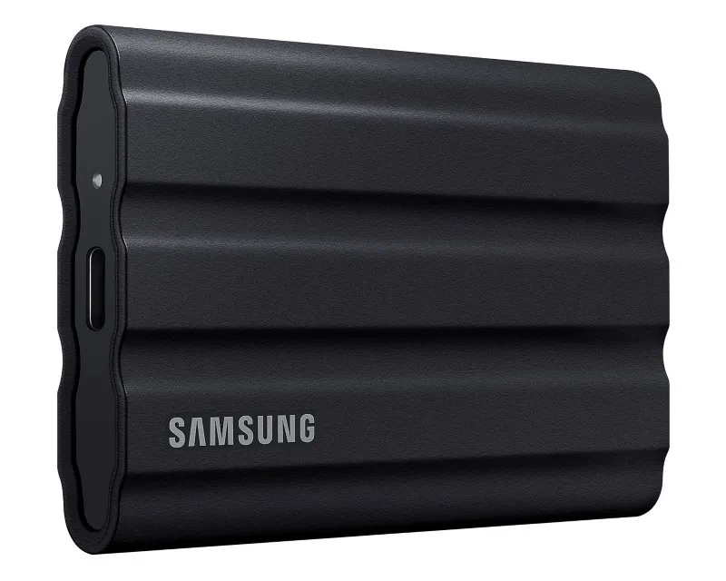 SAMSUNG Portable T7 Shield 2TB crni eksterni SSD MU-PE2T0S Slika 1