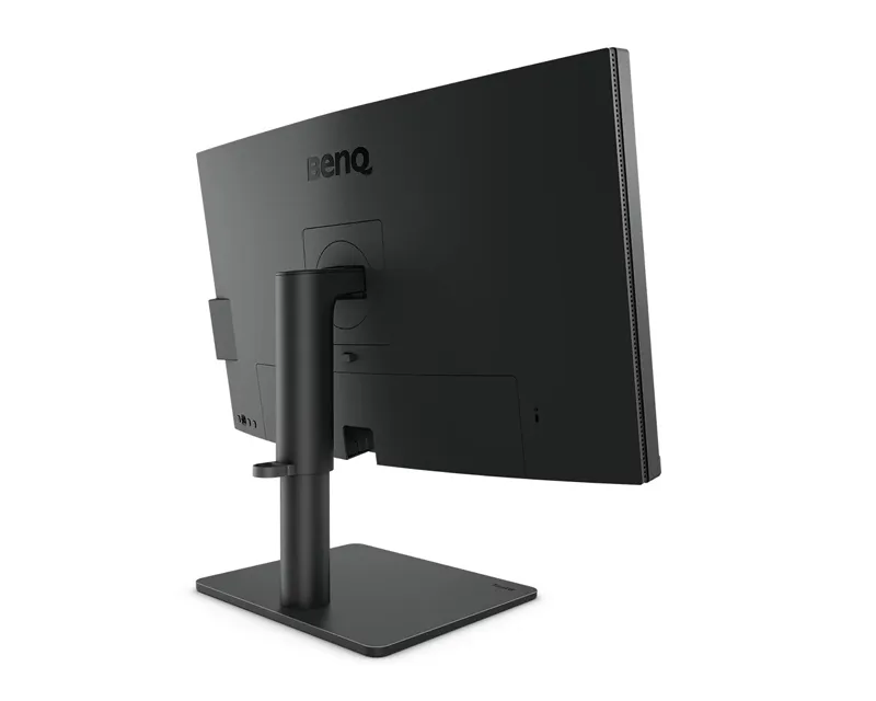 BENQ 27 inča PD2705U 4K 3840x2160 IPS USB-C 65W dizajnerski monitor  Slika 6