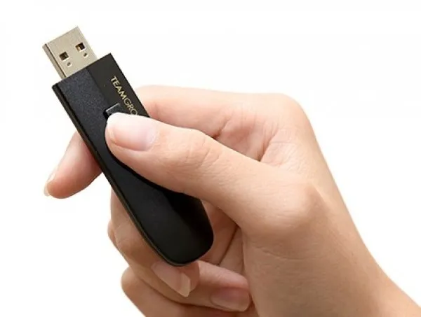 TEAM GROUP TeamGroup 64GB C186 USB 3.2 BLACK TC186364GB01 Slika 2