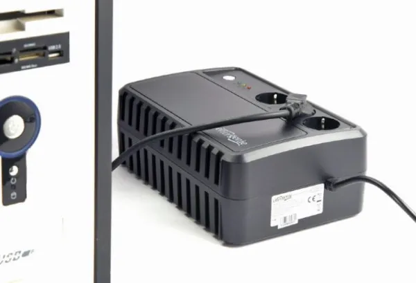 GEMBIRD EG-UPS-3SDT1000-01 Gembird UPS sa stabilizatorom 1000VA 600W 3xschuko Slika 2