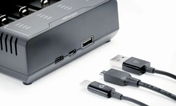 GEMBIRD BC-USB-02 Gembird brzi punjac Ni-MH + Li-ion baterija AAA / R03, AA / R6, 10440, 14500,14650,16340.. Slika 3