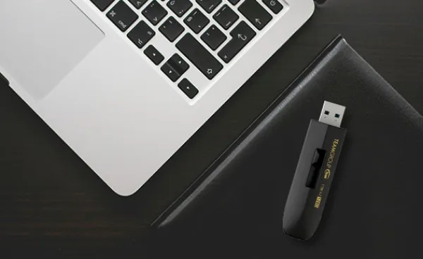 TEAM GROUP TeamGroup 128GB C186 USB 3.2 BLACK TC1863128GB01 Slika 6