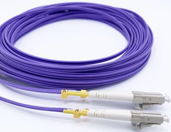 FO LC/UPC - LC/UPC MM 2M OM4 DX Purple Slika 2