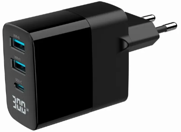 GEMBIRD TA-UC-PDQC30LCD-BK-02 Gembird GaN USB brzi punjac, 30W 3-port (2xUSB-A+ USB-C), LCD, black Slika 1