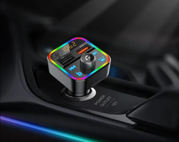 PROSTO BT FM transmiter BT74 i USB auto punjač, MP3 plejer, BASS boost, RGB Slika 1