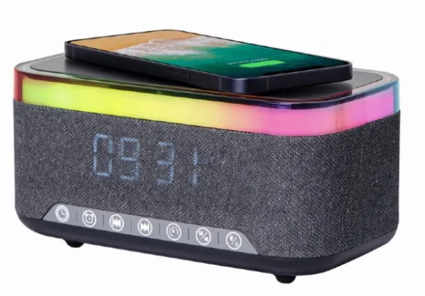 GEMBIRD DAC-SPKBT-QC15-BK Gembird Digitalni sat+alarm sa bezicnim punjenjem telefona 15W i zvucnikom, FM, BT Slika 1