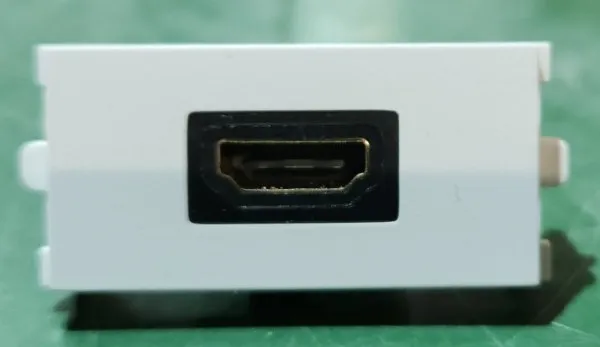 HDMI zidna utiènica ugaona Ugreen MM113 90 stepeni Slika 4