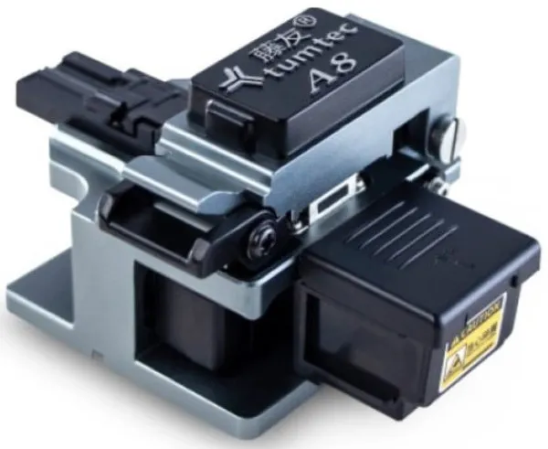 A8 kliver sa korpicom za otpatke (Rezac optickih vlakana) Slika 2