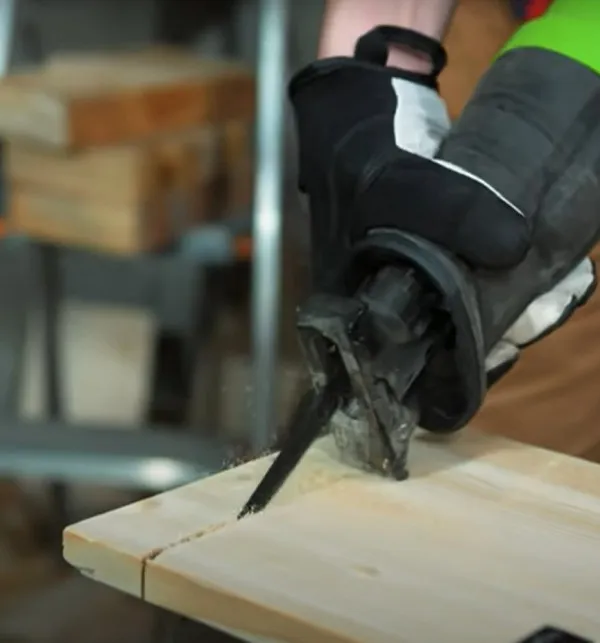 FIELDMANN Univerzalna testera * FDPO 200711-E 710W, Dužina seèiva 20mm, Dubina seèenja 115mm (drvo),5mm(metal) Slika 7