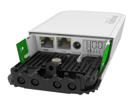 MikroTik RBwAPGR 5HacD2HnD R11e LTE6 Slika 4