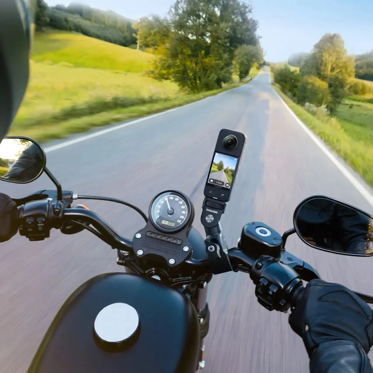 Insta360 Motorcycle Kit Slika 1
