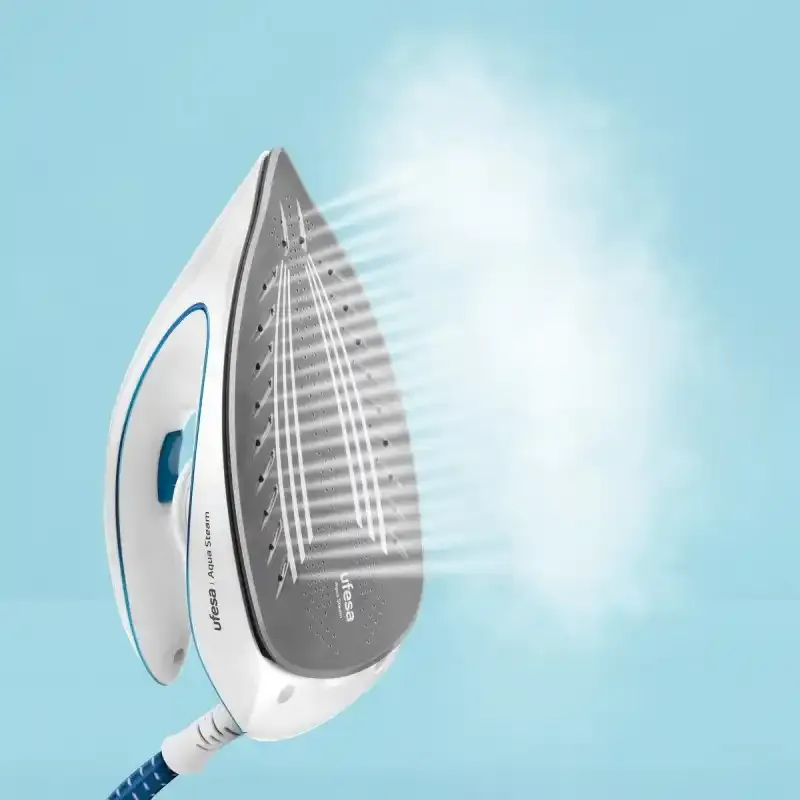 Parna stanica Ufesa Aqua steam/snaga 2400W/zapremina 1.5l/para 320 g Slika 2