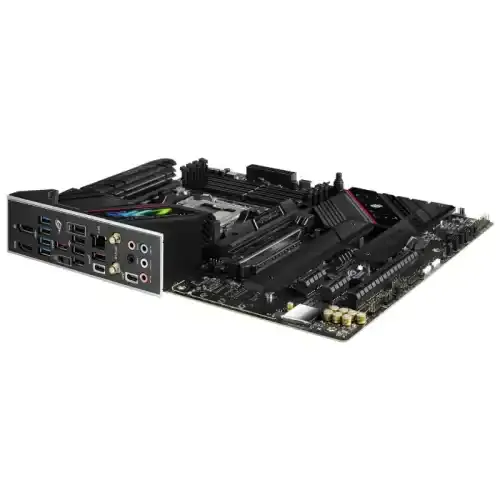 Matična ploča ASUS ROG STRIX B650E-F GAMING WIFI Slika 3