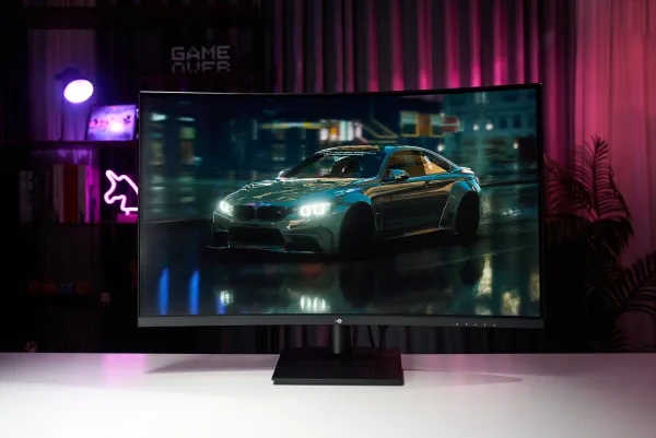 Monitor 32 Titan Army C32A1R 2560x1440/QHD VA/1ms/180Hz/2xHDMi/2xDP/HDR10/Curved Slika 4
