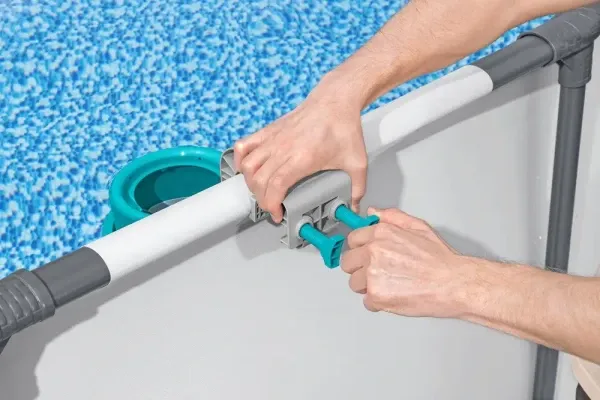 Set za čišćenje bazena Bestway Aqua clean deluxe Flowclear Slika 3